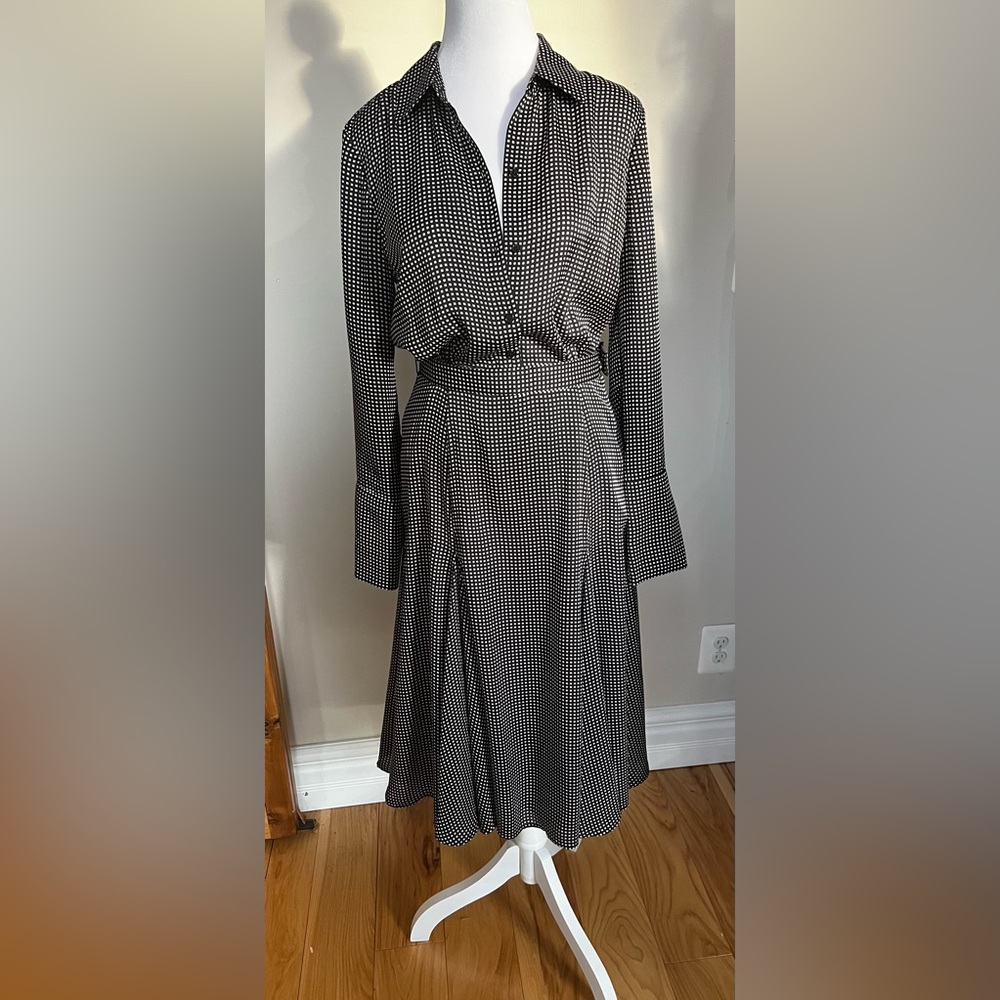 Equipment Dress - Picture 2 of 9